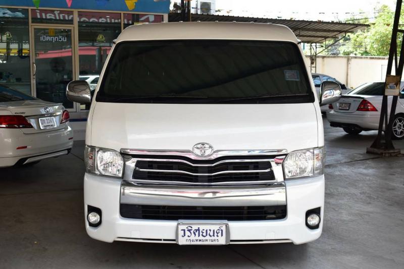TOYOTA Ventury 2.7G 2015
