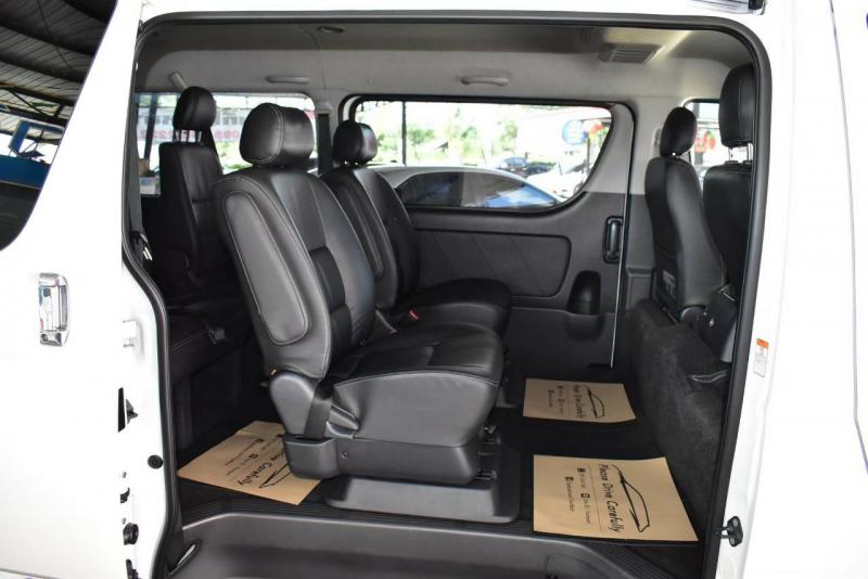 TOYOTA Ventury 2.7G 2015