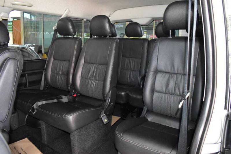 TOYOTA Ventury 2.7G 2015