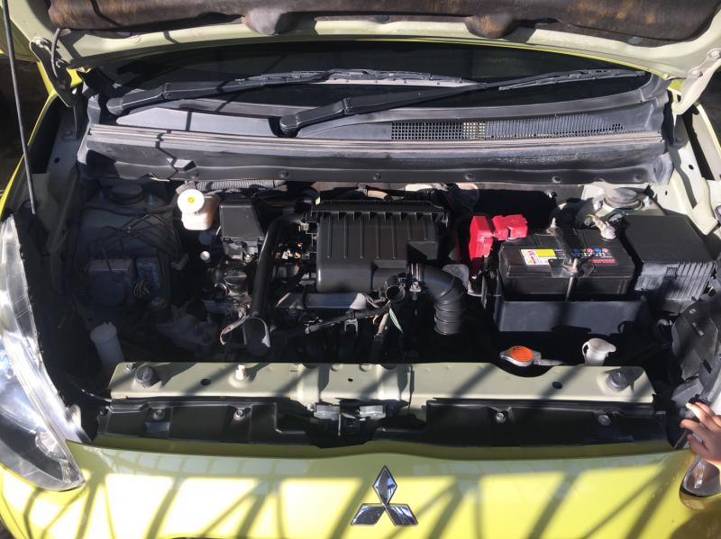 MITSUBISHI 1.2 GLS 2012