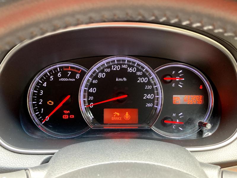 NISSAN Teana 2011