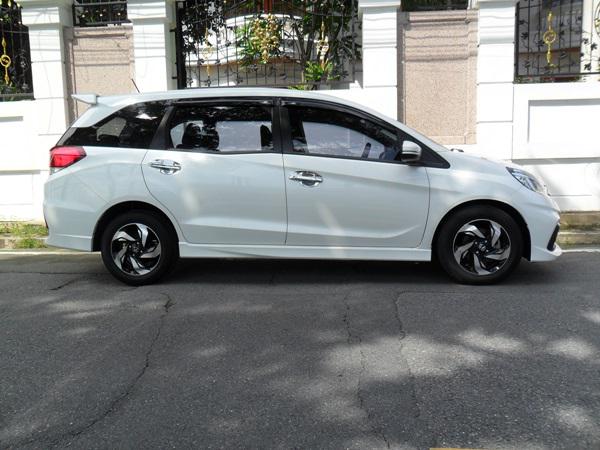 HONDA Mobilio 2015