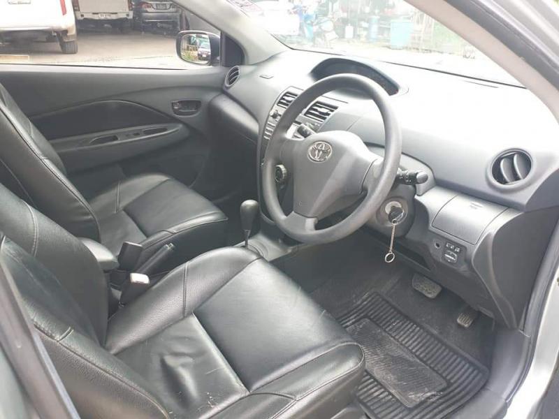 TOYOTA VIOS 1.5 E  2010