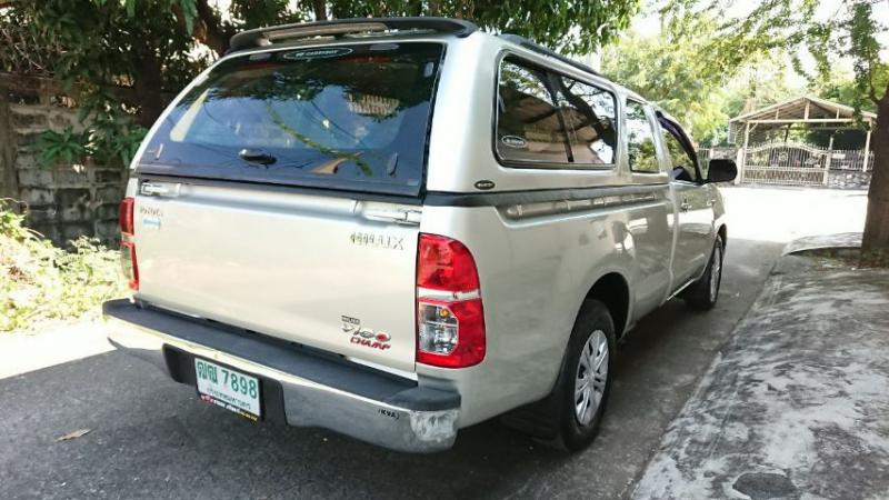 TOYOTA Hilux Vigo Champ 2012