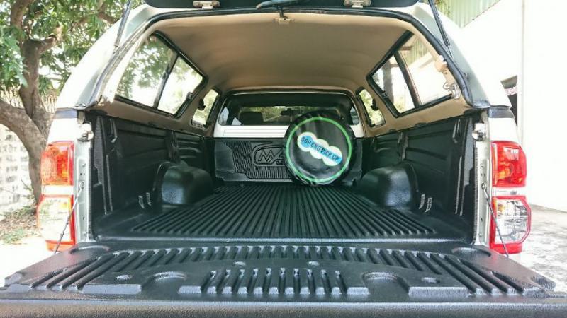 TOYOTA Hilux Vigo Champ 2012