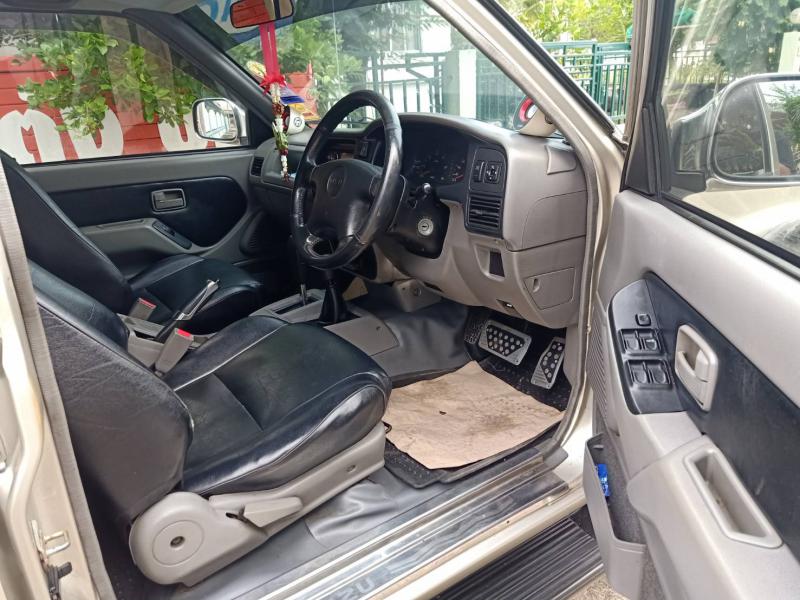 ISUZU Vega 2.8 turbo 1999