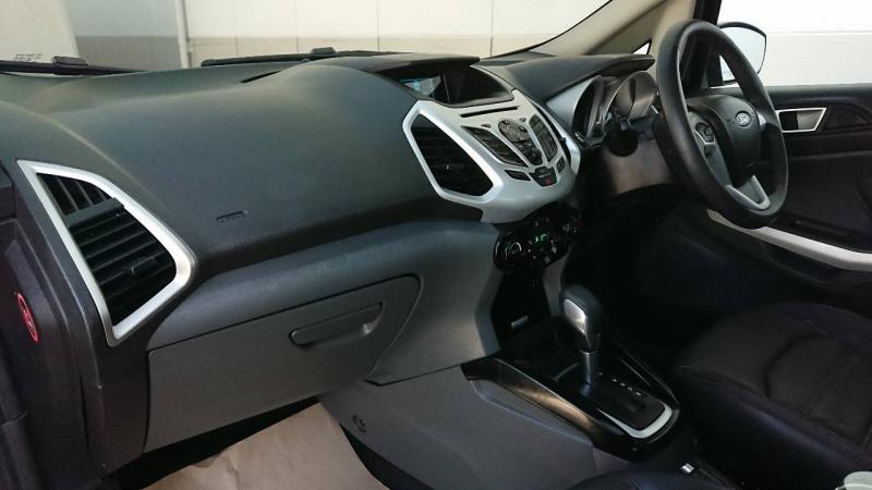 FORD EcoSport 1.5Titanium 2015
