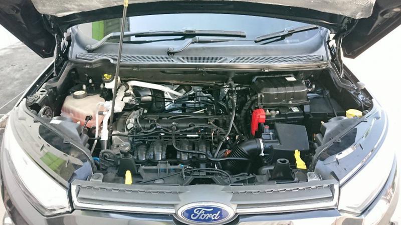 FORD EcoSport 1.5Titanium 2015