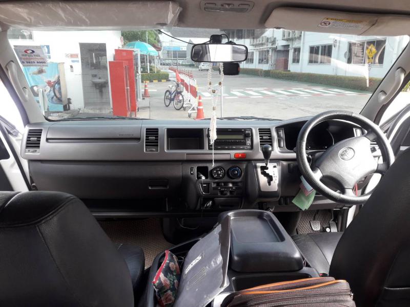 TOYOTA Ventury 2.7G (Top) 2013