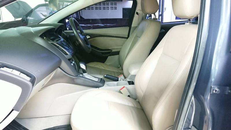 FORD Focus 1.6 top 2012