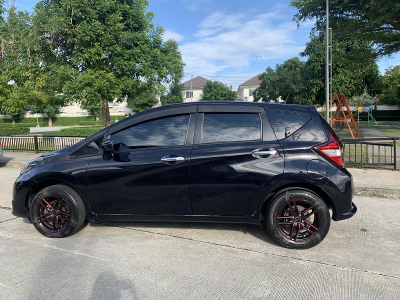 NISSAN Note 2017