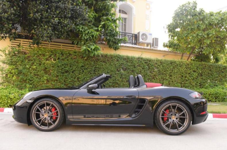 PORSCHE Boxster 2016