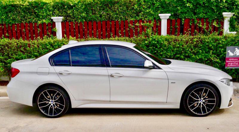 BMW F30 2016