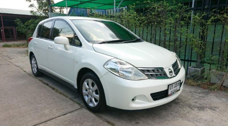 NISSAN Tiida 1.6s 2010