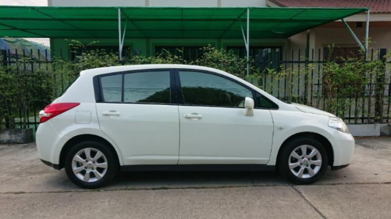 NISSAN Tiida 1.6s 2010