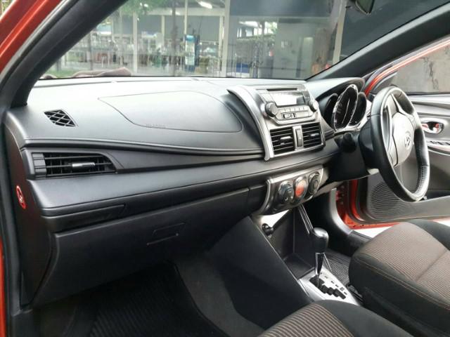 TOYOTA YARIS 2014