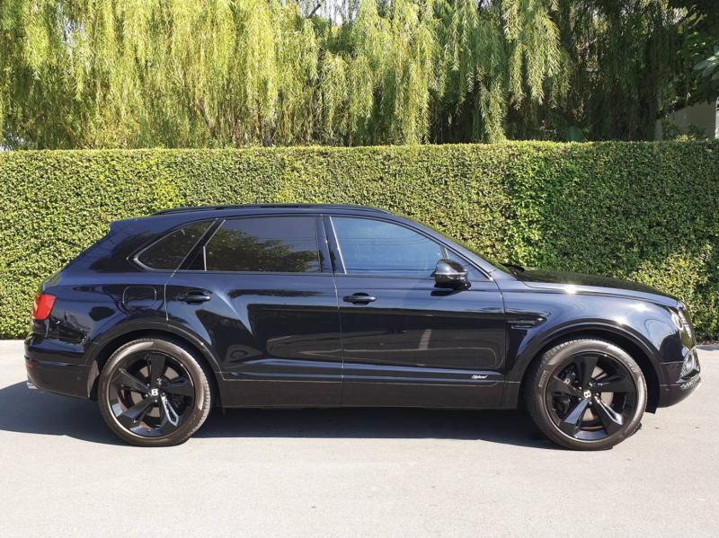 BENZ Bentley 2020