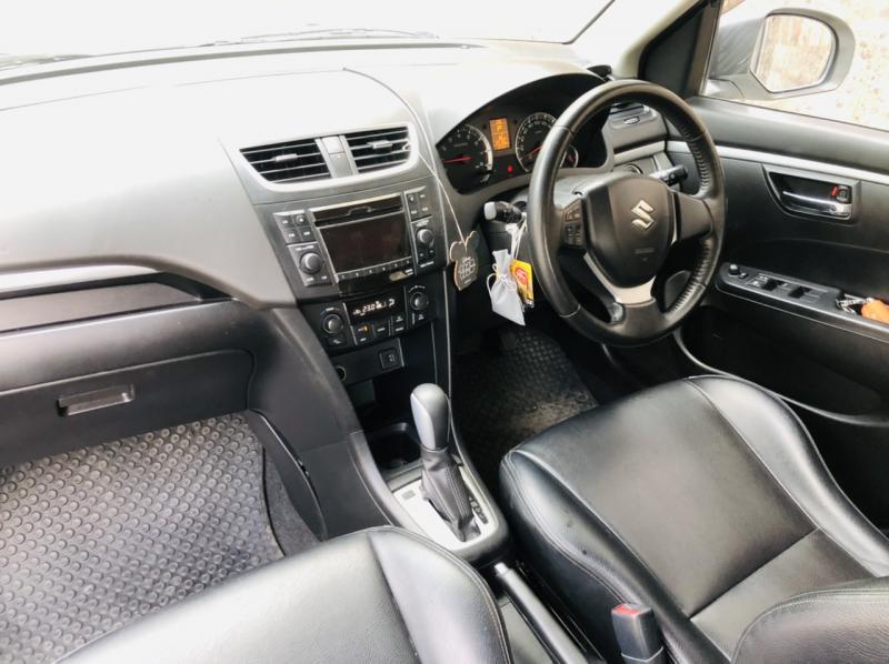 SUZUKI Swift 2012