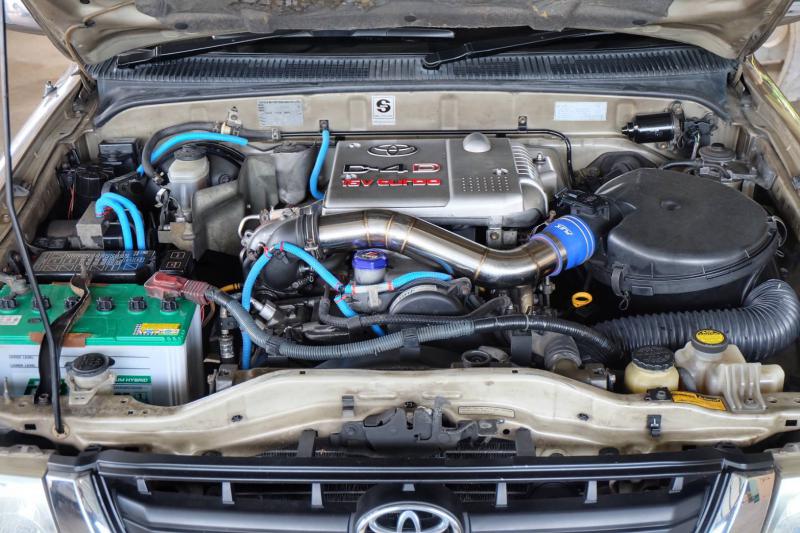 TOYOTA Hilux Tiger D4D 2.5 2003
