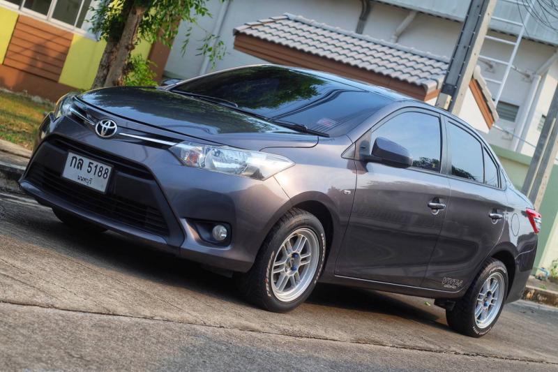 TOYOTA Vios E 1.5 2014