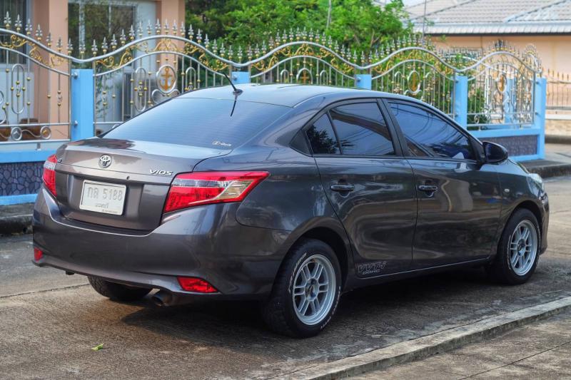 TOYOTA Vios E 1.5 2014