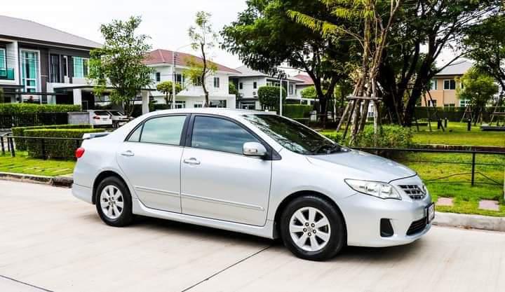 TOYOTA Altis 2011