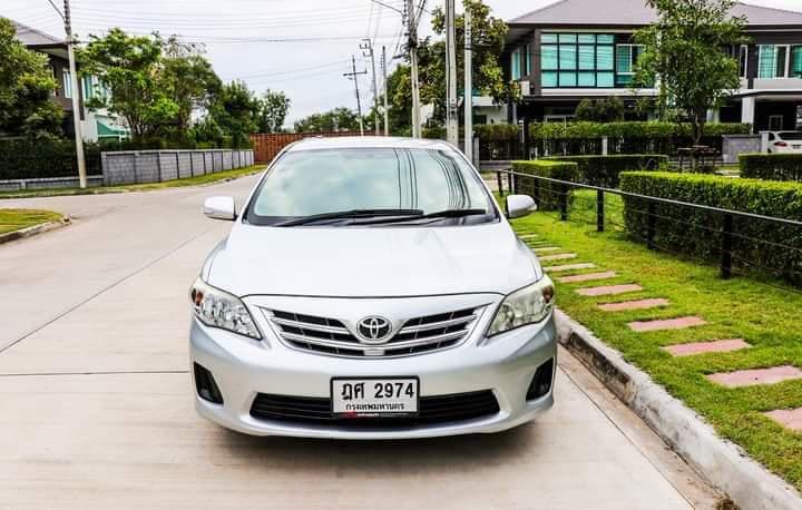 TOYOTA Altis 2011