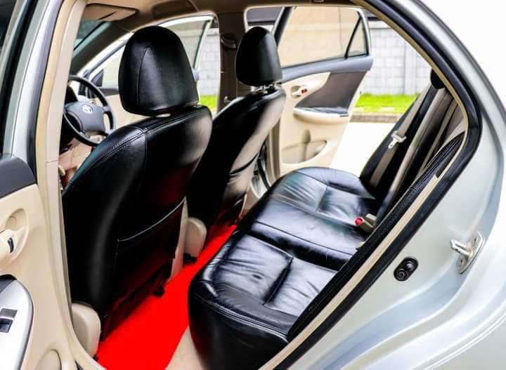 TOYOTA Altis 2011