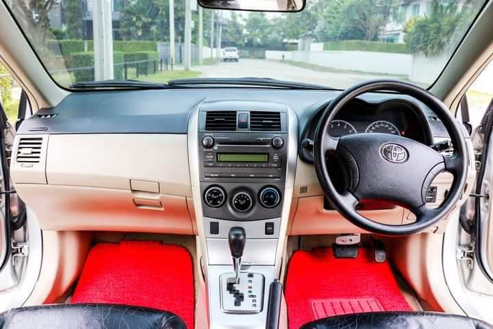 TOYOTA Altis 2011