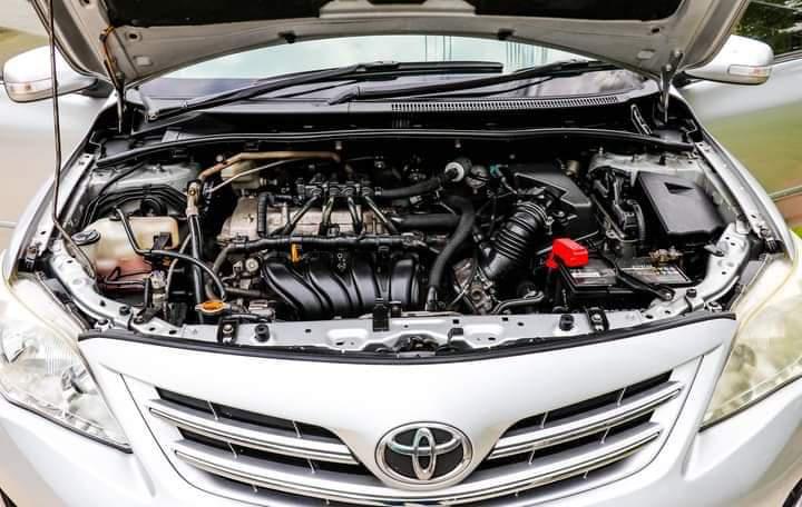 TOYOTA Altis 2011