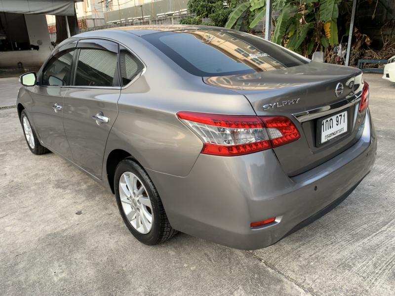 NISSAN Sylphy 1.6 v cvt  2012