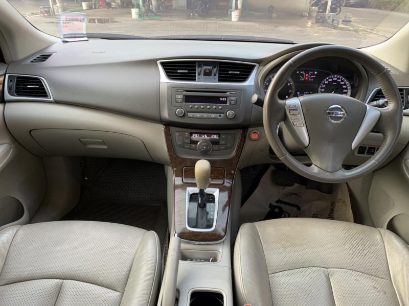 NISSAN Sylphy 1.6 v cvt  2012