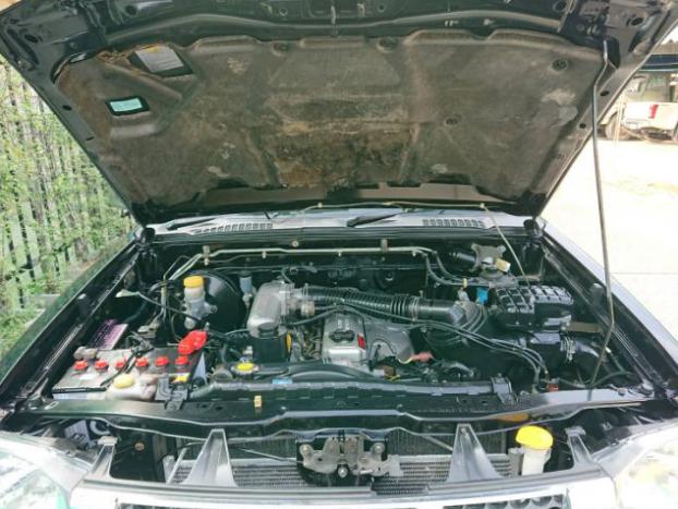 NISSAN Frontier Cab TD 2.7 2005