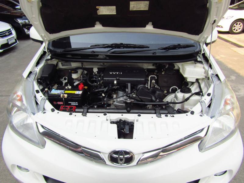 TOYOTA AVANZA 2012