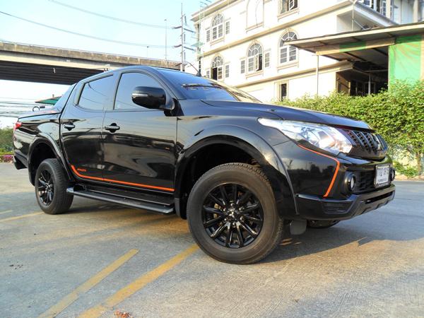 MITSUBISHI Triton 2018