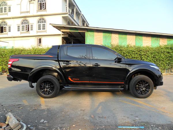 MITSUBISHI Triton 2018