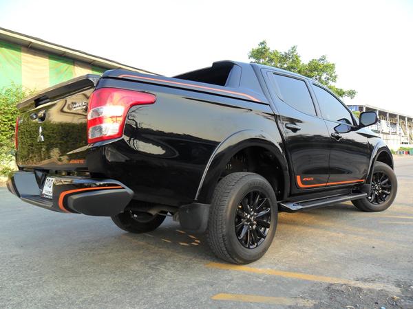 MITSUBISHI Triton 2018