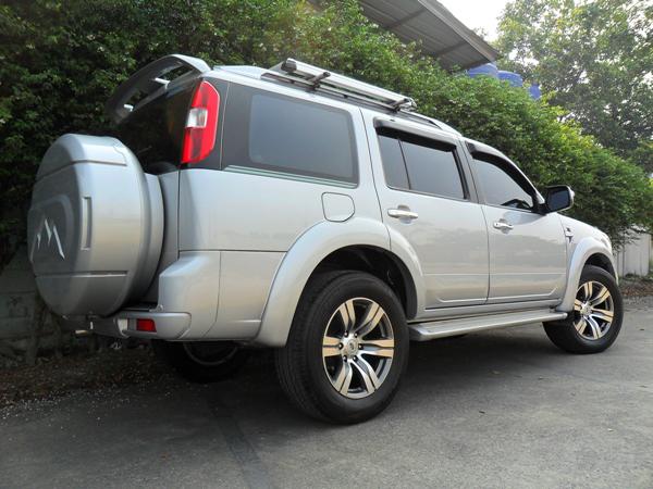 FORD Everest 2012