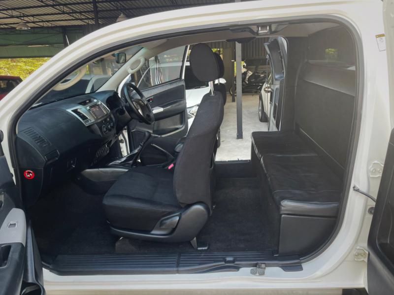 TOYOTA Vigo Cab Prerunner 2014