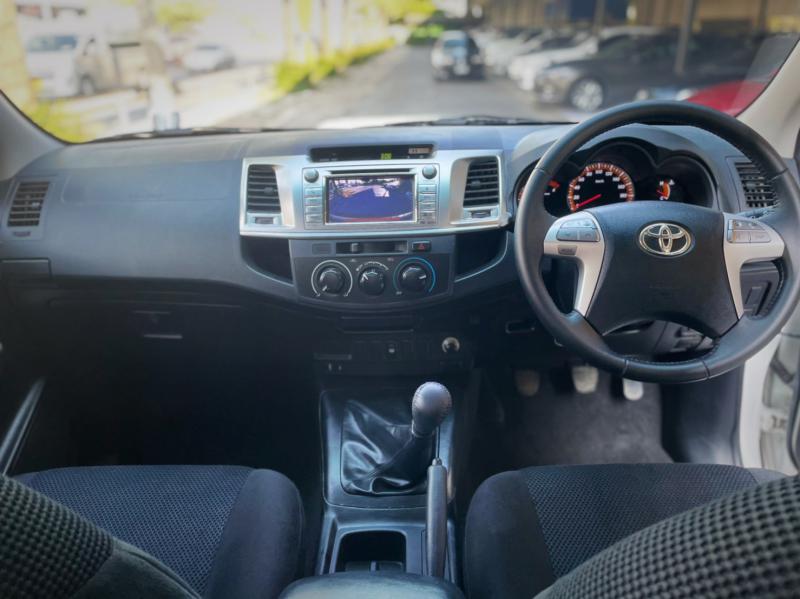 TOYOTA Vigo Cab Prerunner 2014