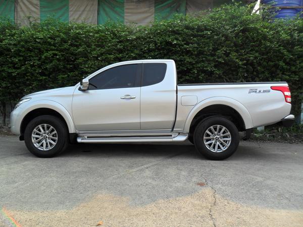 MITSUBISHI Triton 2017