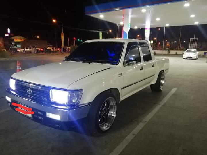 TOYOTA Hilux Mighty x 1996