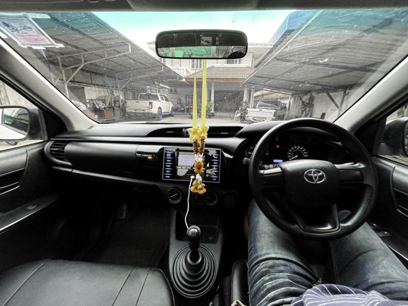TOYOTA Hilux Revo 2.4 2019