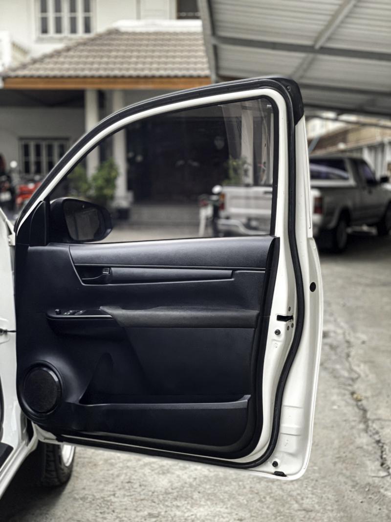 TOYOTA Hilux Revo 2.4 2019