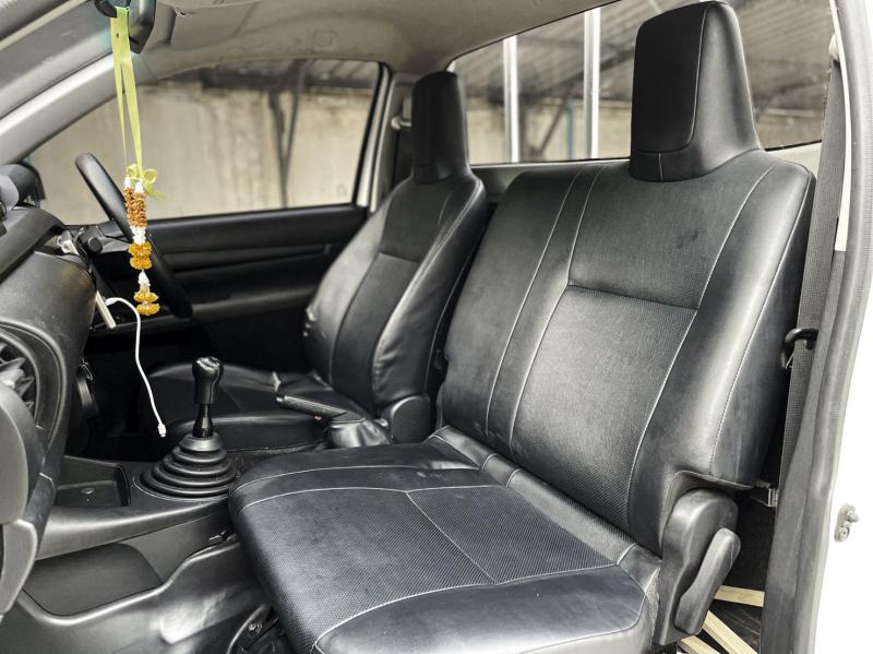 TOYOTA Hilux Revo 2.4 2019