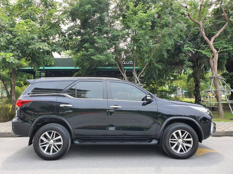 TOYOTA Fortuner 2.8V 4WD 2016