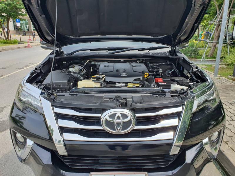 TOYOTA Fortuner 2.8V 4WD 2016