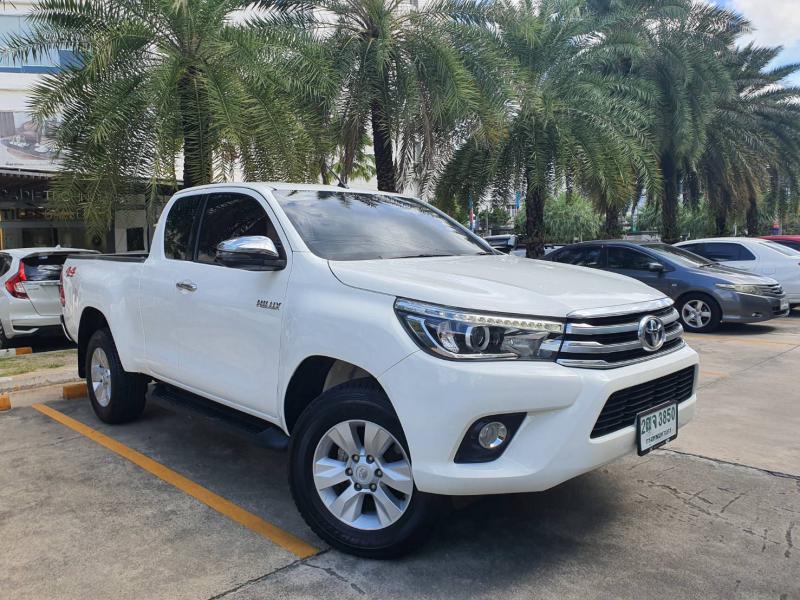 TOYOTA Hilux Revo 2.4E 4WD 2017