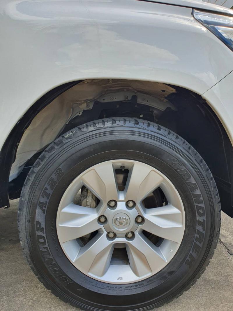TOYOTA Hilux Revo 2.4E 4WD 2017