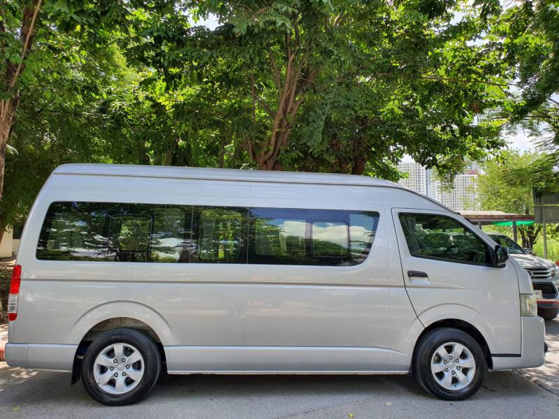 TOYOTA Commuter 3.0 D4D ดีเ 2014